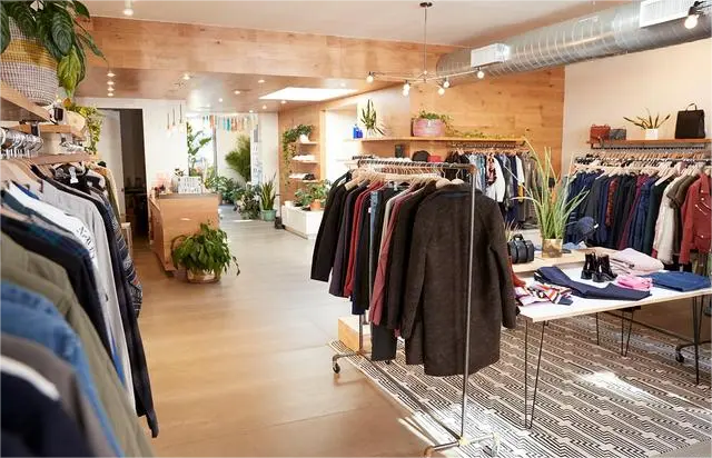 1671878542954041.png 服装店布置1.png